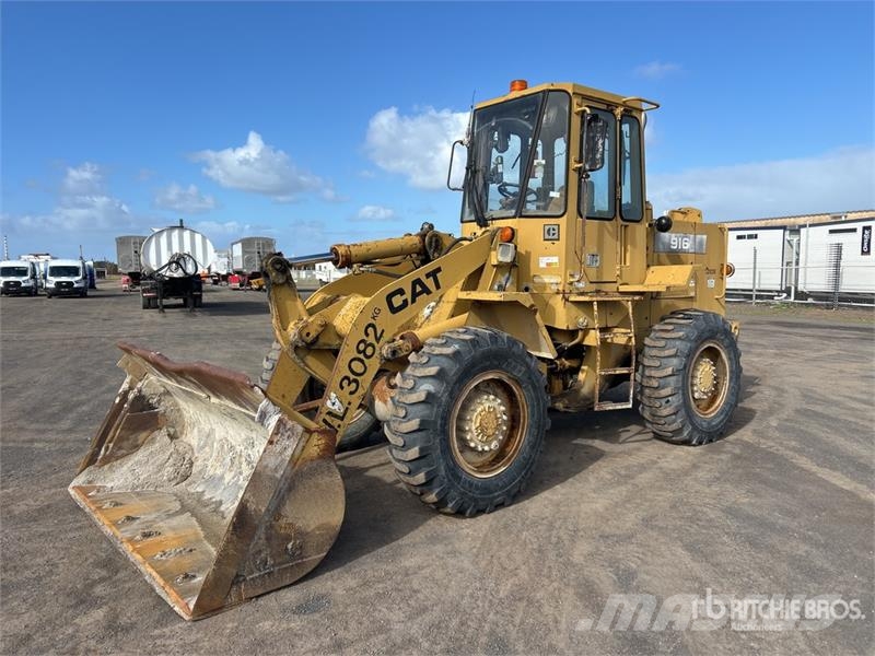 CAT 916 Rataslaadurid