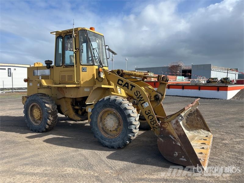 CAT 916 Rataslaadurid