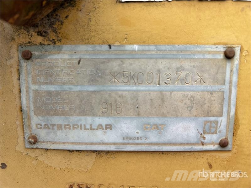 CAT 916 Rataslaadurid