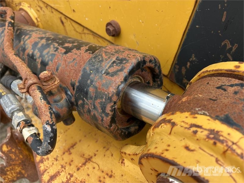 CAT 953D Roomiklaadurid