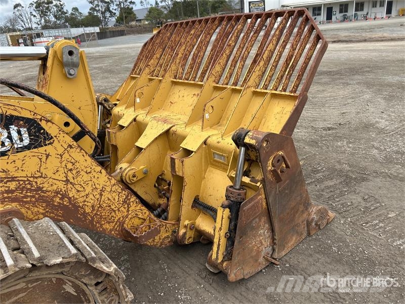 CAT 953D Roomiklaadurid