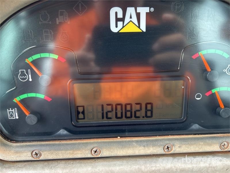 CAT 953D Roomiklaadurid