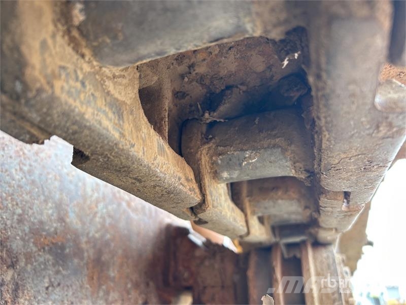 CAT 953D Roomiklaadurid
