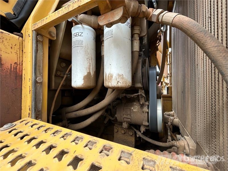 CAT 953D Roomiklaadurid