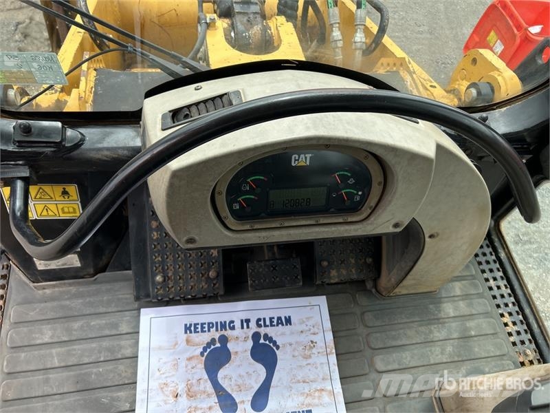 CAT 953D Roomiklaadurid