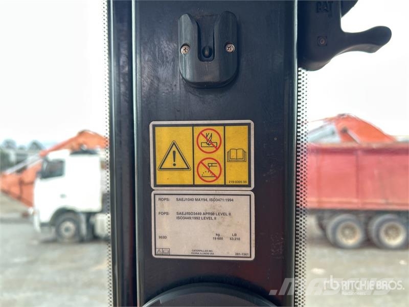 CAT 953D Roomiklaadurid