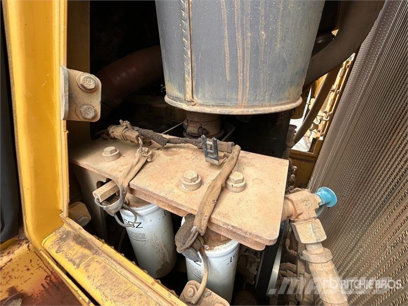 CAT 953D Roomiklaadurid
