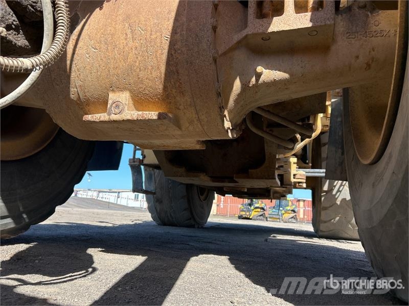 CAT 966 H Wheel Loader Φορτωτές με λάστιχα (Τροχοφόροι)