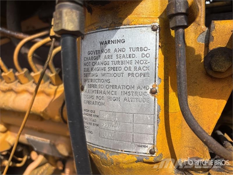 CAT 966B Gumikerekes homlokrakodók
