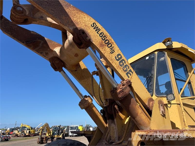 CAT 966E Tekerlekli yükleyiciler