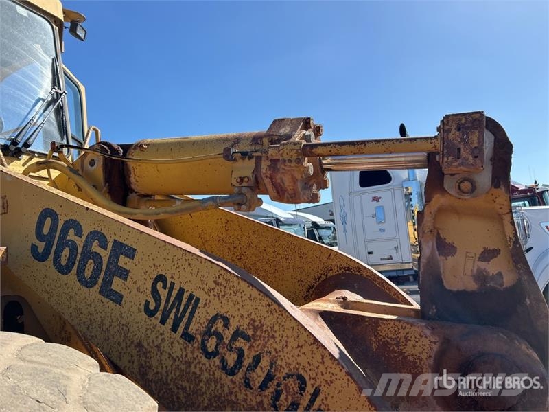 CAT 966E Tekerlekli yükleyiciler