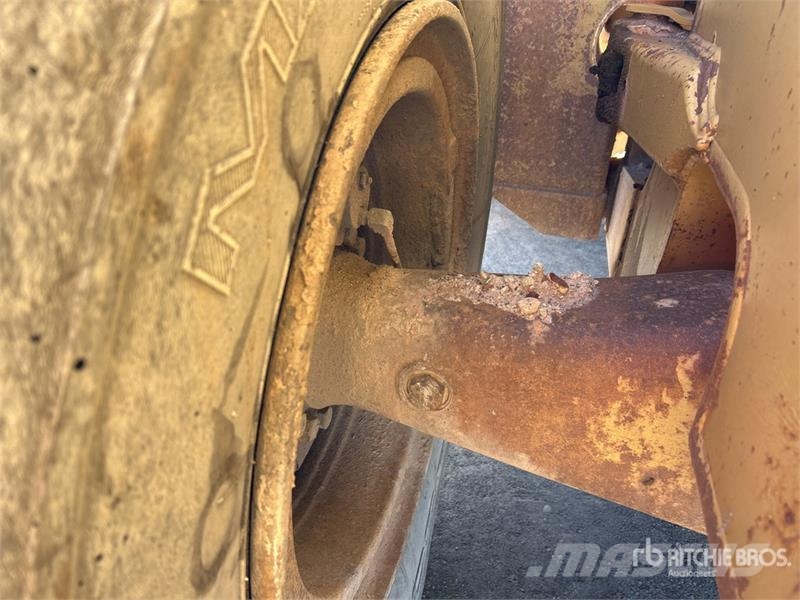 CAT 966E Tekerlekli yükleyiciler