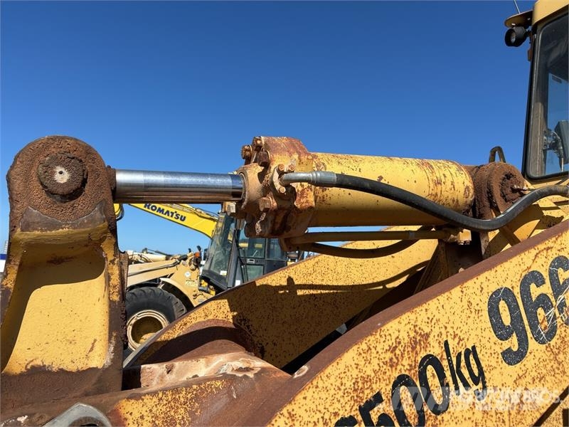 CAT 966E Tekerlekli yükleyiciler