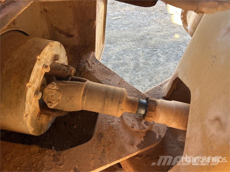 CAT 966E Tekerlekli yükleyiciler