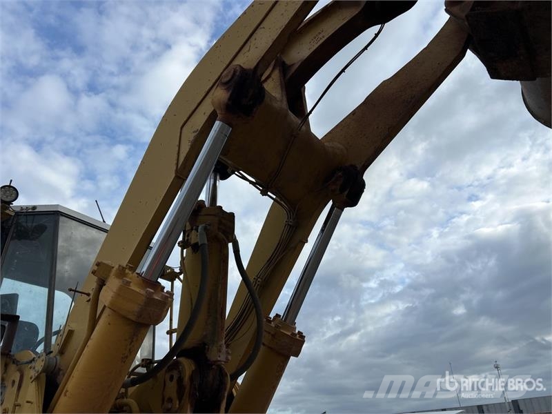 CAT 966F Tekerlekli yükleyiciler