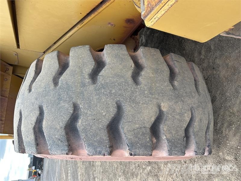 CAT 966F Tekerlekli yükleyiciler