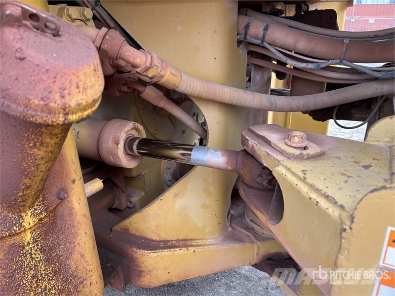 CAT 966F Tekerlekli yükleyiciler
