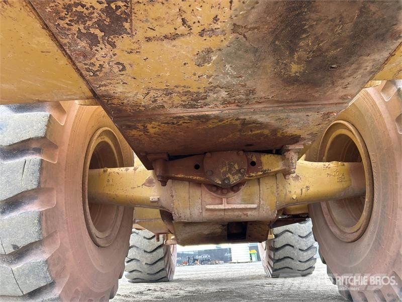 CAT 966F Tekerlekli yükleyiciler