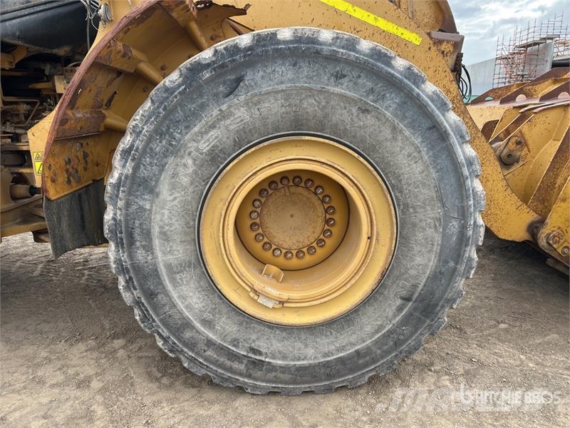 CAT 966H Wheel Loader لوادر بعجل