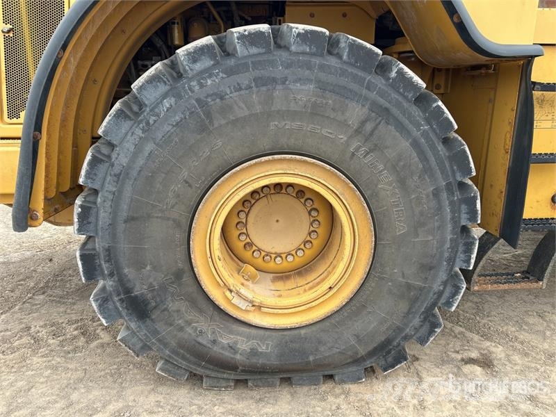 CAT 966H Wheel Loader لوادر بعجل