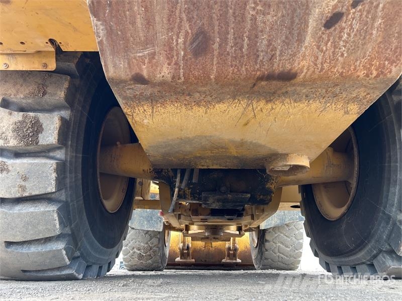 CAT 966H Wheel Loader لوادر بعجل