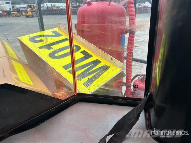 CAT 980M Iekrāvēji uz riteņiem