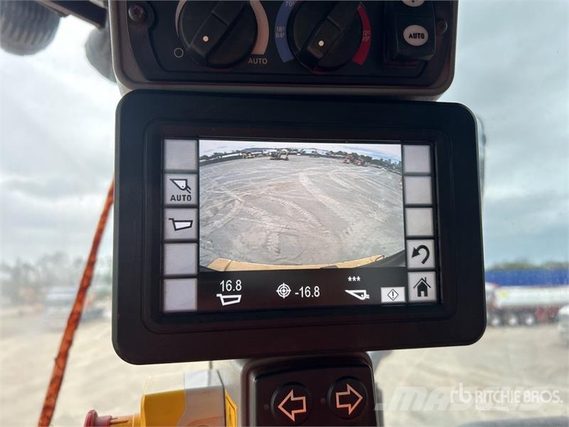 CAT 980M Iekrāvēji uz riteņiem