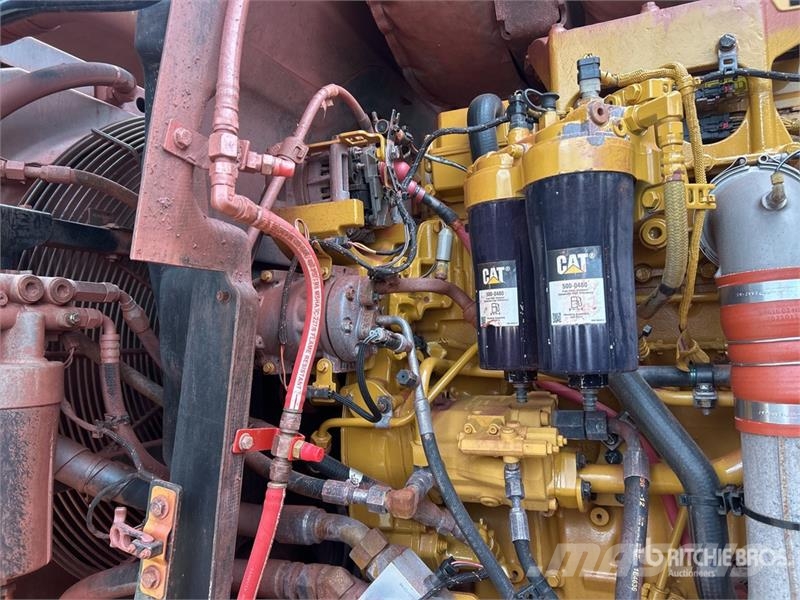 CAT 980M Iekrāvēji uz riteņiem