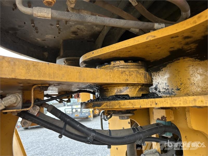 CAT 982M Wheel Loader لوادر بعجل