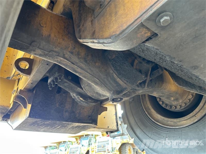 CAT 982M Wheel Loader لوادر بعجل
