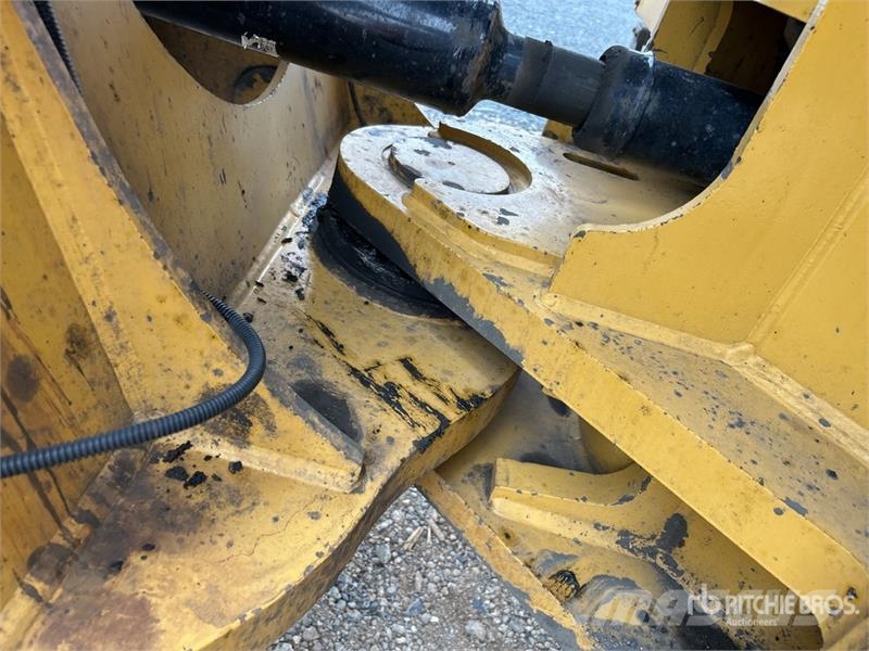 CAT 982M Wheel Loader لوادر بعجل