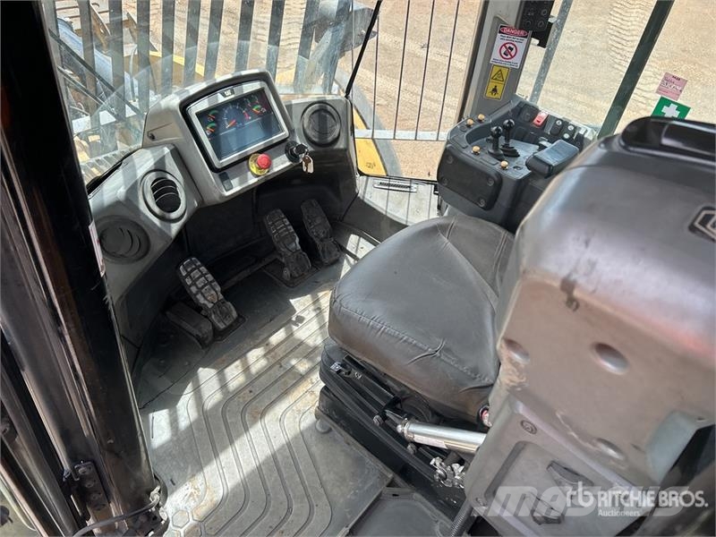 CAT 982M Wheel Loader لوادر بعجل