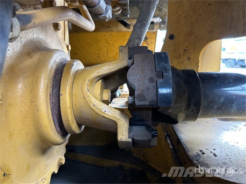 CAT 982M Wheel Loader لوادر بعجل