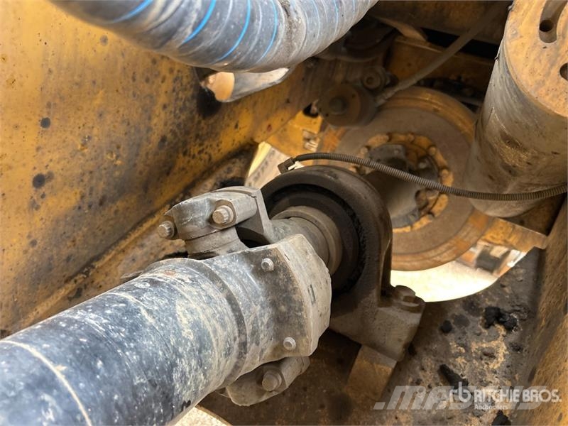 CAT 982M Wheel Loader لوادر بعجل