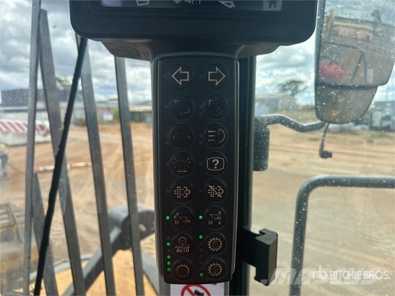 CAT 982M Wheel Loader لوادر بعجل