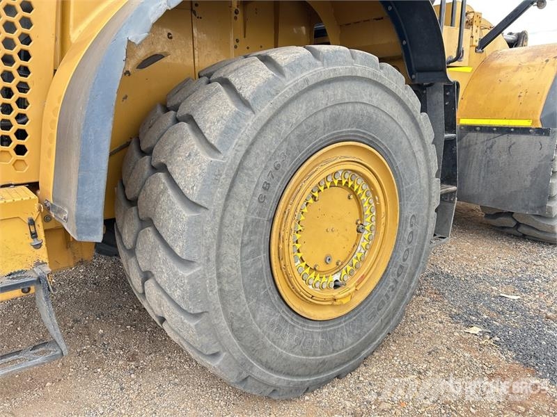 CAT 982M Wheel Loader لوادر بعجل