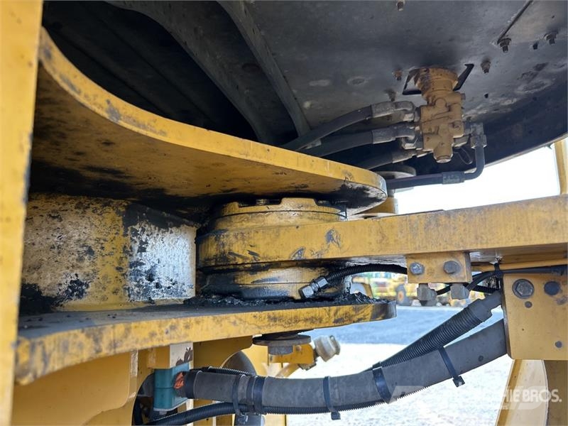 CAT 982M Wheel Loader لوادر بعجل