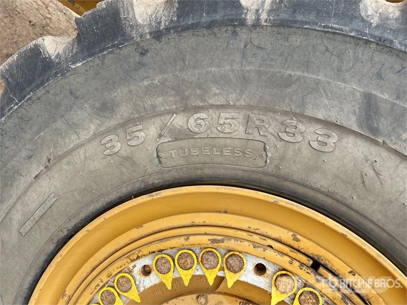 CAT 988H Rataslaadurid