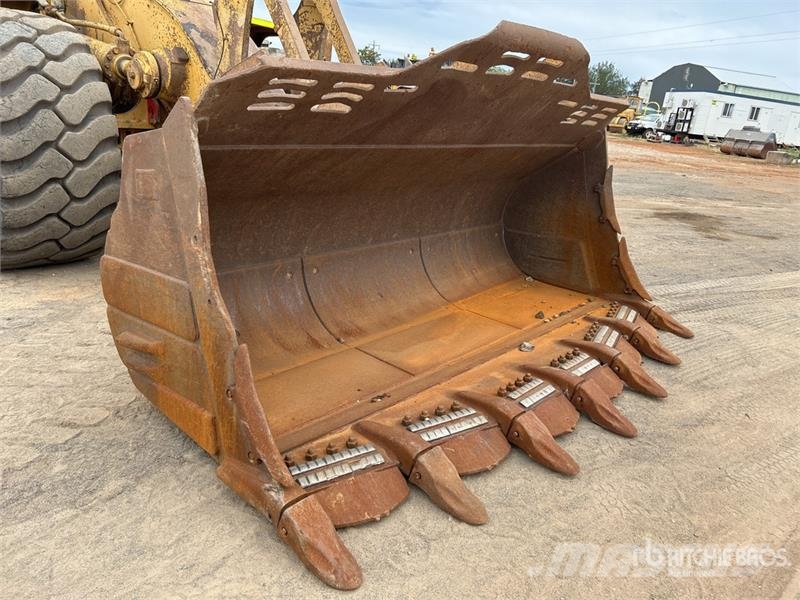 CAT 988H Rataslaadurid