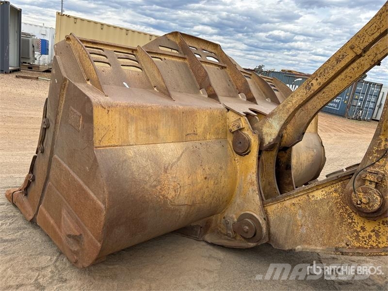 CAT 988H Rataslaadurid