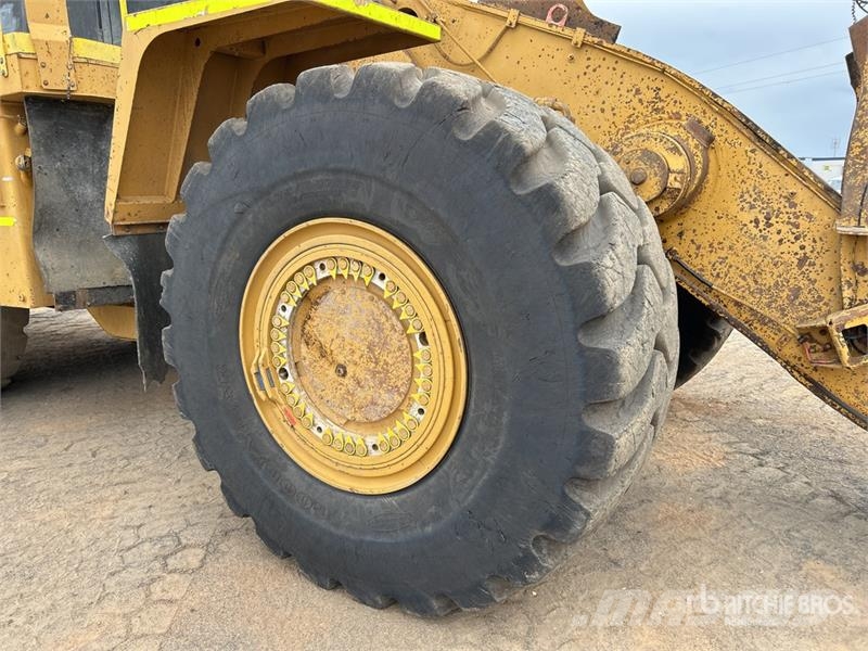 CAT 988H Rataslaadurid