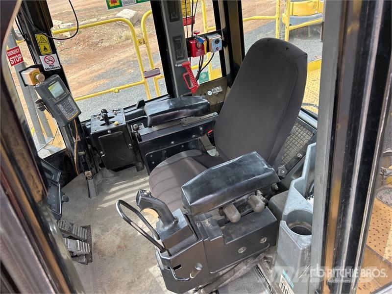 CAT 988H Rataslaadurid