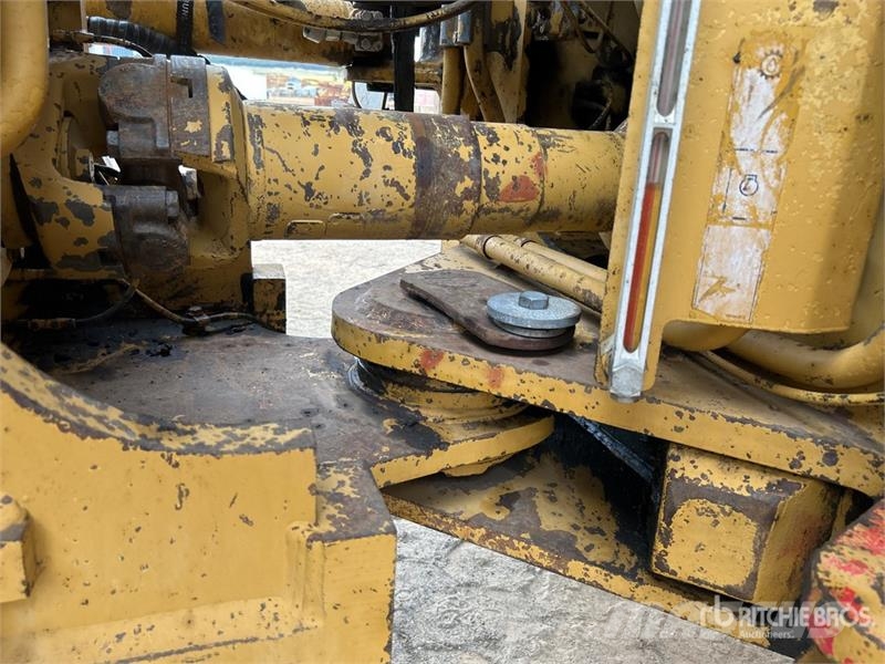 CAT 988H Rataslaadurid