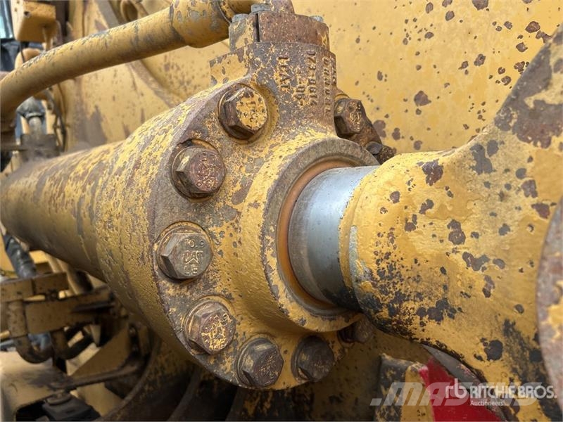 CAT 988H Rataslaadurid