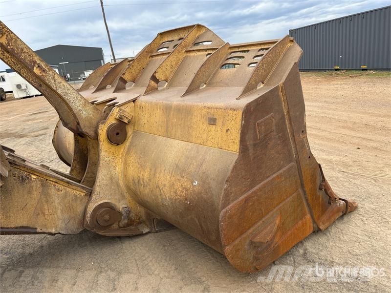 CAT 988H Rataslaadurid