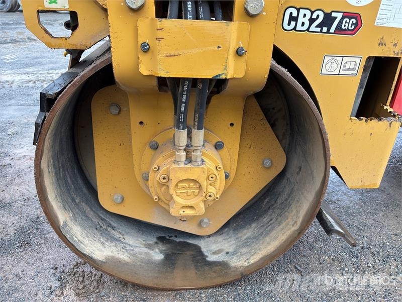 CAT CB2.7GC Double Drum Roller Tandemjyrät