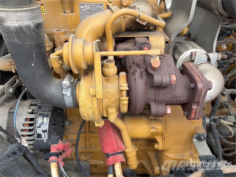 CAT CB2.7GC Double Drum Roller Tandemjyrät