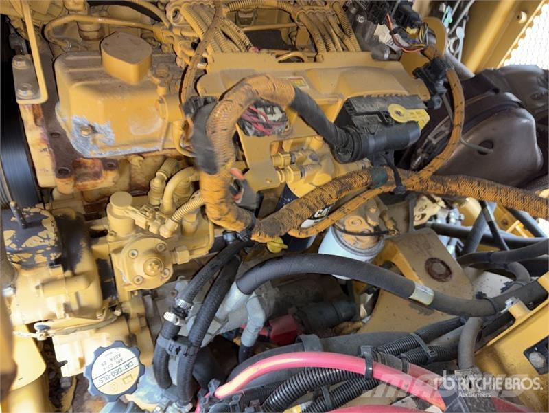 CAT CB44B Double Drum Roller Ikerdobos hengerek