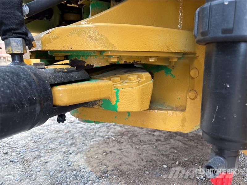 CAT CB44B Double Drum Roller Ikerdobos hengerek