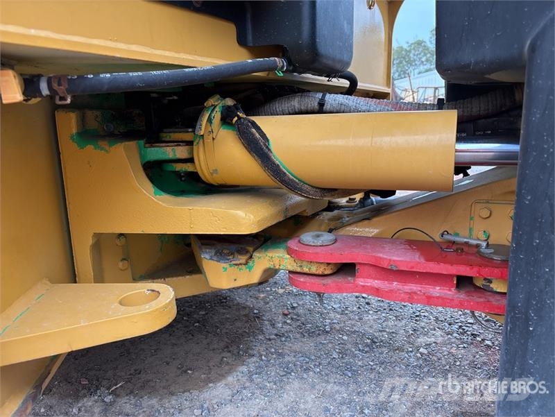CAT CB44B Double Drum Roller Ikerdobos hengerek